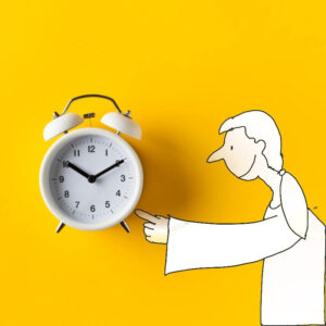 Zeit zum Schreiben finden - Mann mit Wecker